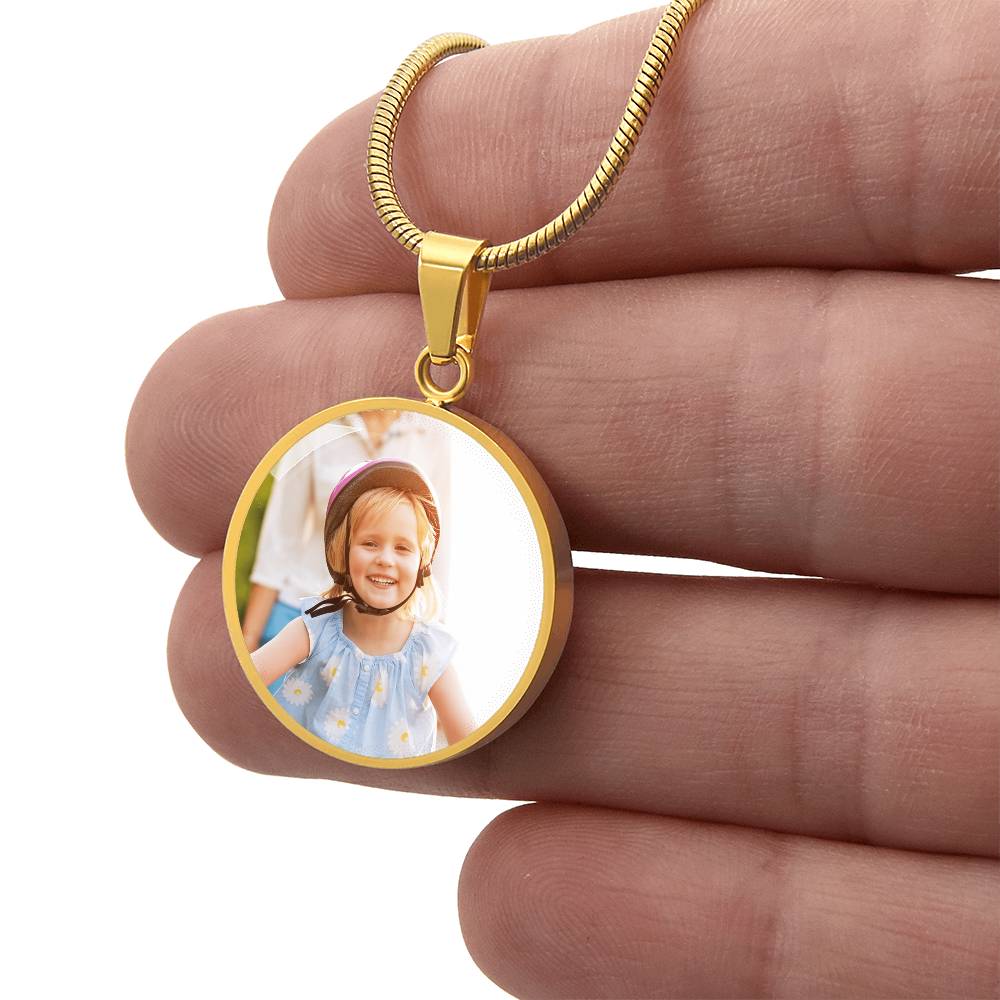 The Keepsake Pendant